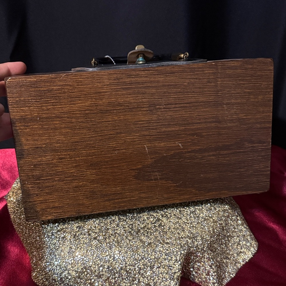 Vintage Enid Collins Handcrafted Box Purse - Picture 4 of 9